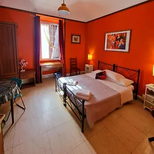 *** Oda ve Kahvaltı Casa Totti İtalya