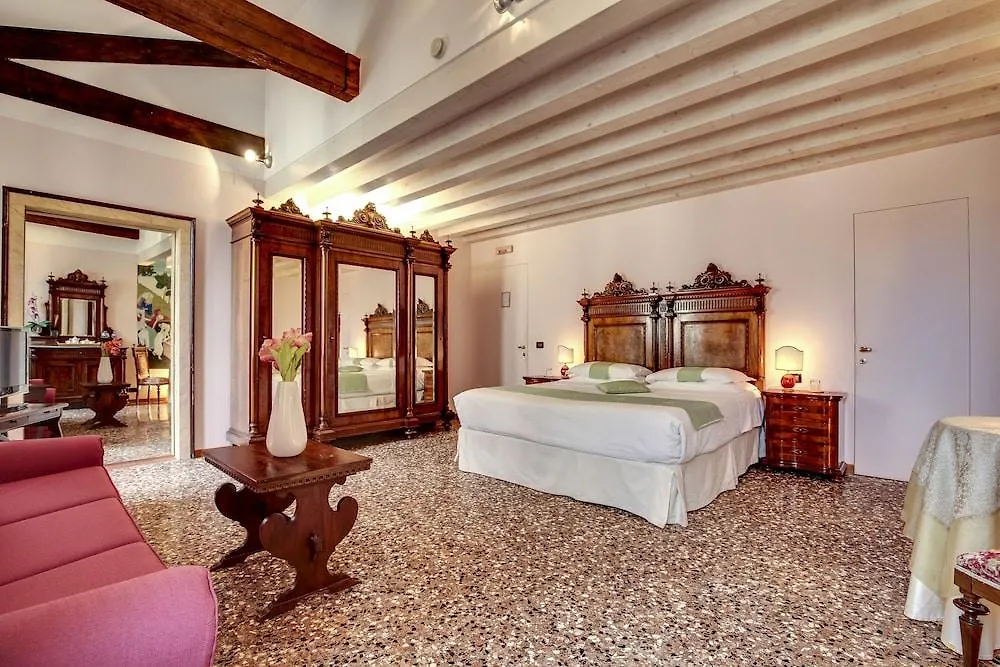 Bed & Breakfast La Villeggiatura Venice