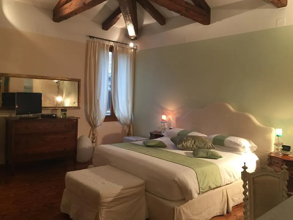 Bed & Breakfast La Villeggiatura Venice