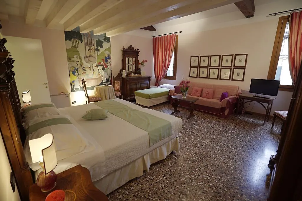 Bed & Breakfast La Villeggiatura Venice
